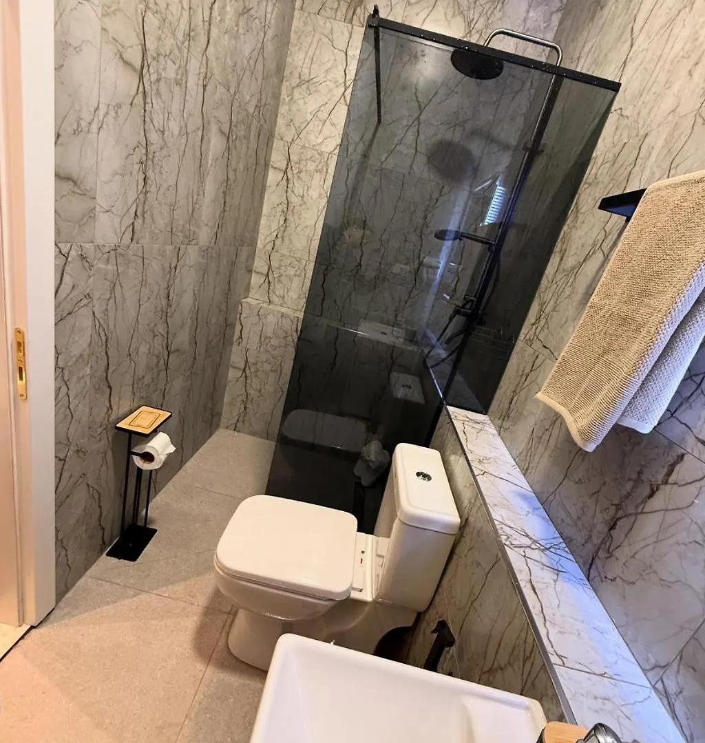 Selen Guesthouse Tirana 0*,  Albania